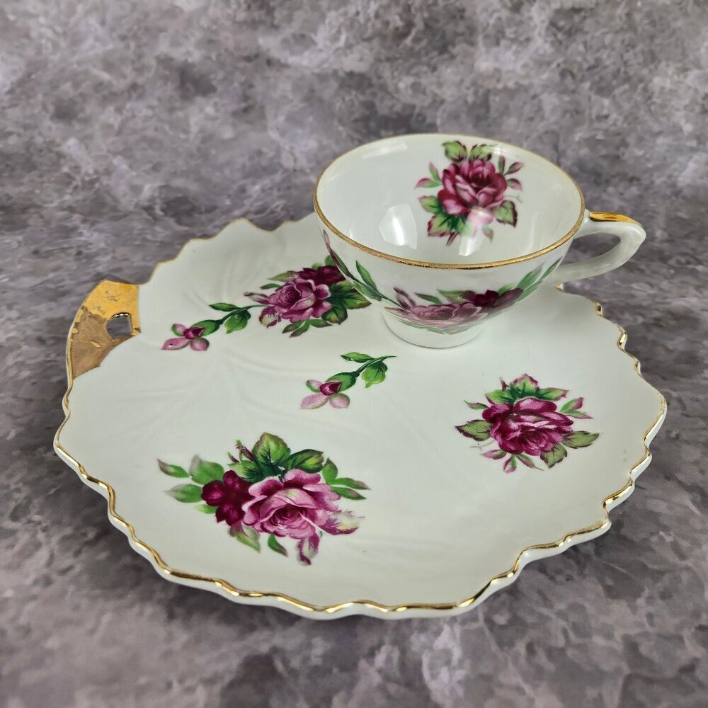 Set of 7 Snack Plates and Matching Cups Pink Rose Pattern Gold Accents Vintage